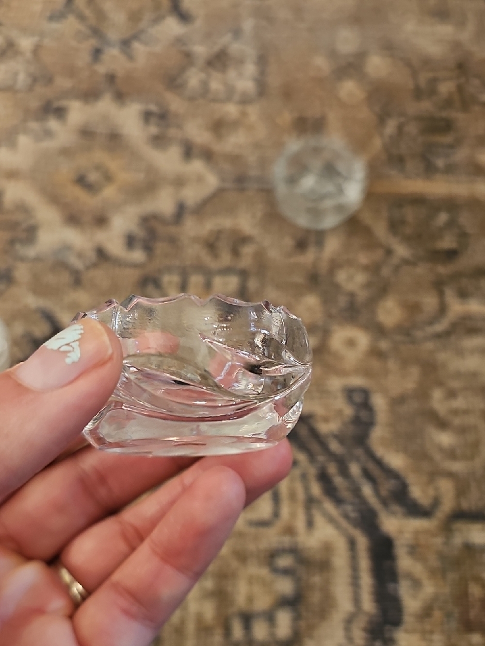 SALE! Set of 5 Glass Open Salt Cellars, Etched Floral And Sawtooth Rim - Picture 13 of 16